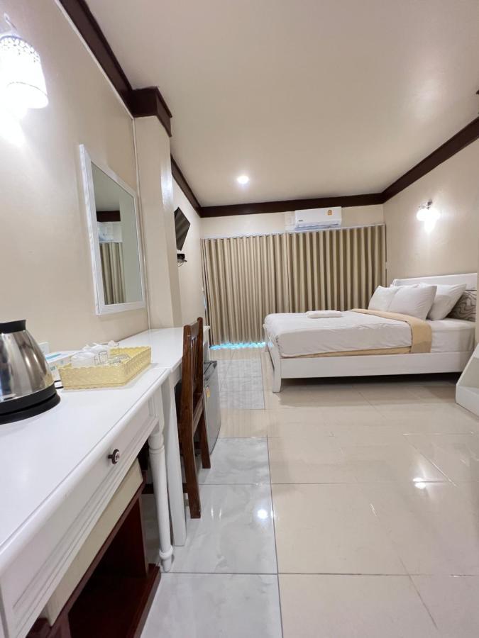 Seaside Palace Hotel Koh Samui Bagian luar foto